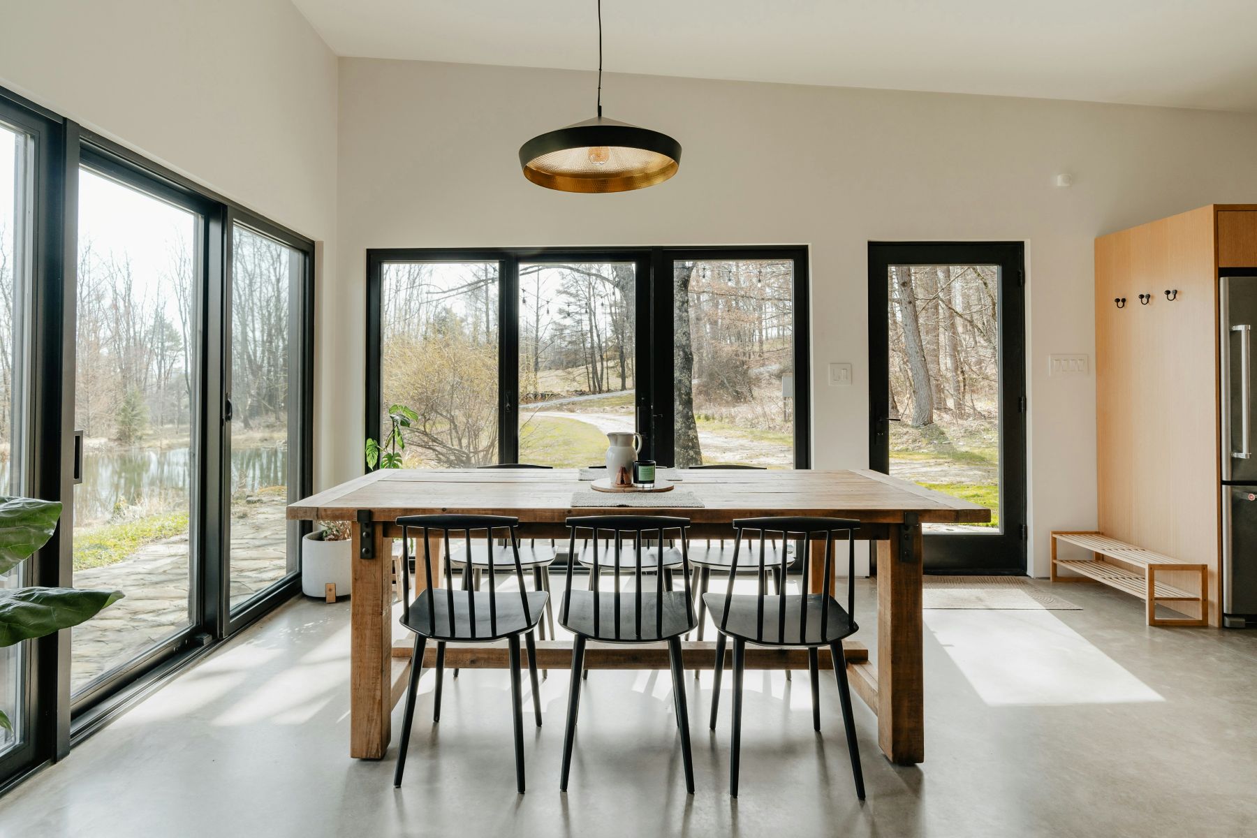 Modern Countryside Cabin in Giverny, France – DEMO - Slide
